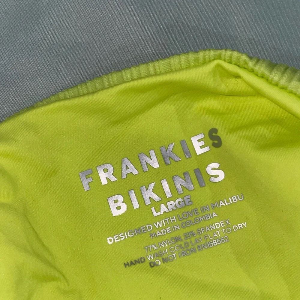 NWT Frankie’s Bikinis Bottom.